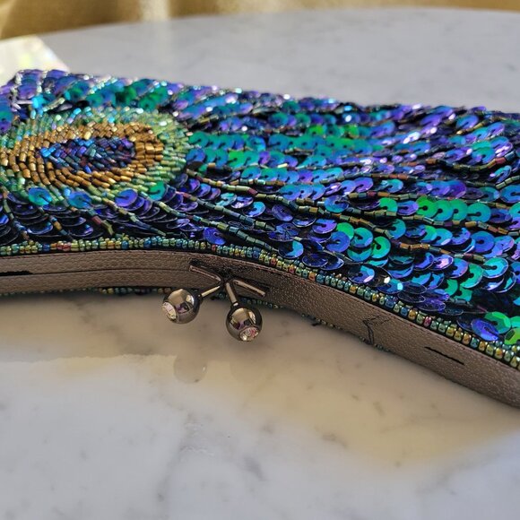 mg Collection Green & Blue Beaded and Sequined Peacock Evening Clutch - Picture 4 of 11